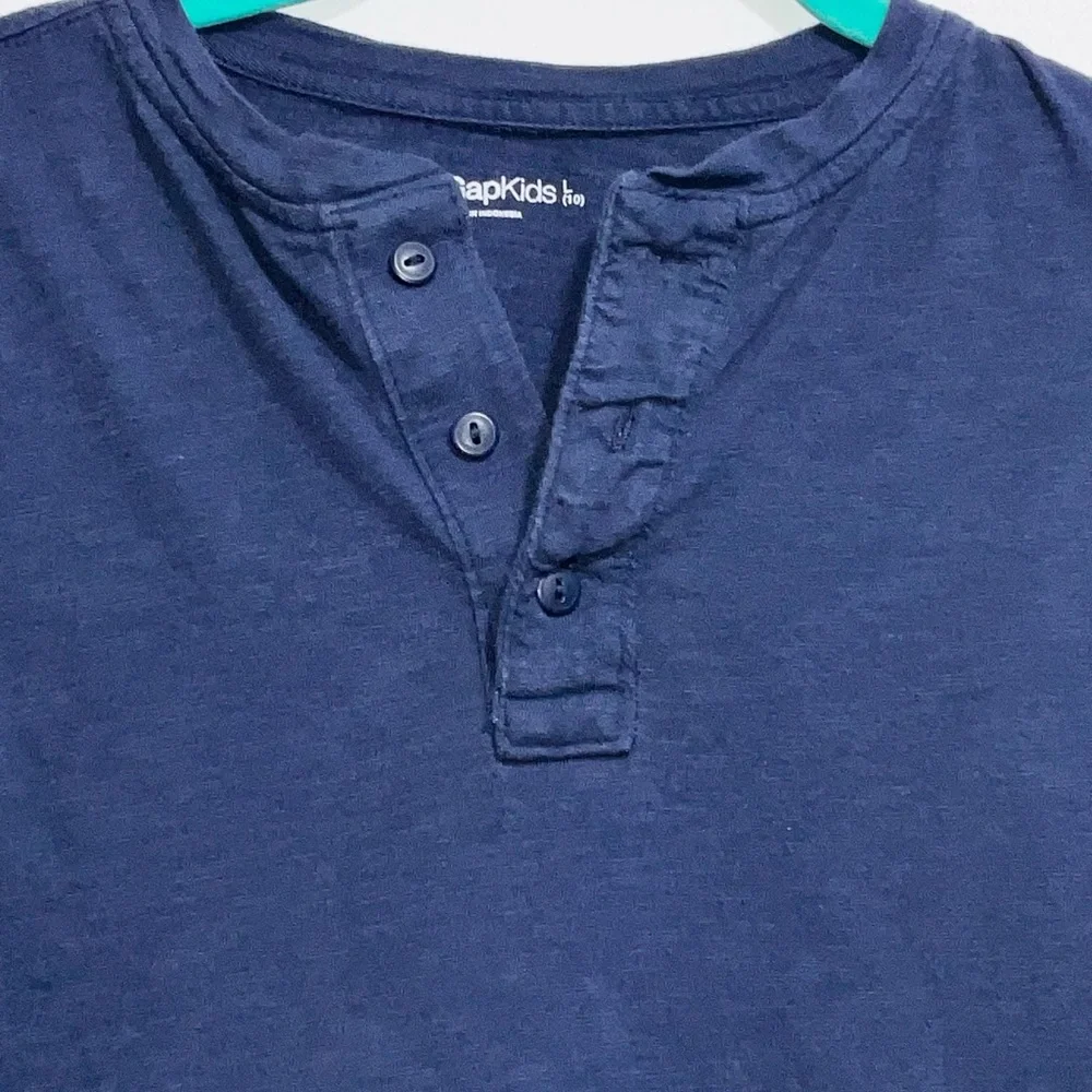 GAP Kids | Navy Long Sleeve Henley Shirt | Boy’s 10
